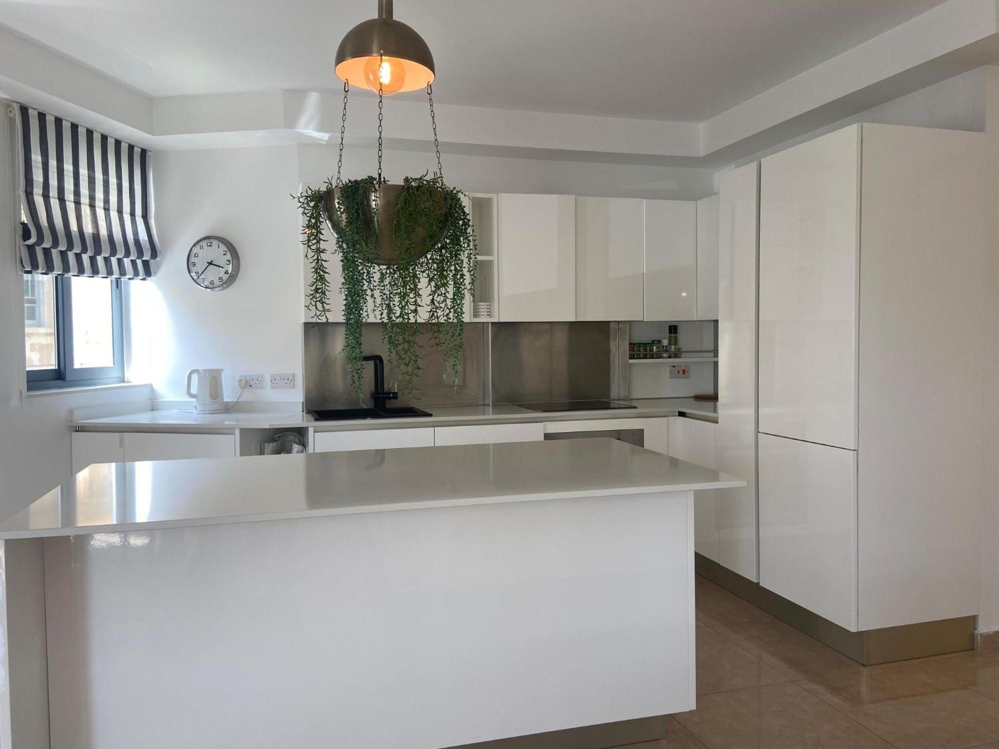 Cozy 2 Bedroom Apartment Near Seafront Gzira Buitenkant foto